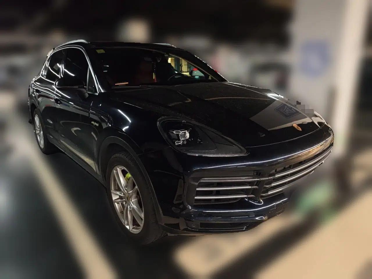 Porsche Cayenne E-Hybrid 2021 Cayenne E-Hybrid 2.0T — миниатюра 3