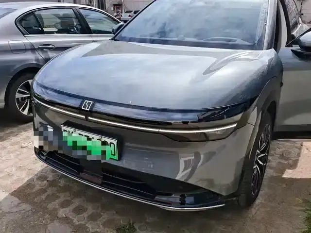 Jike 7X 2025 75kWh Rear-Wheel Drive Intelligent Driving Edition