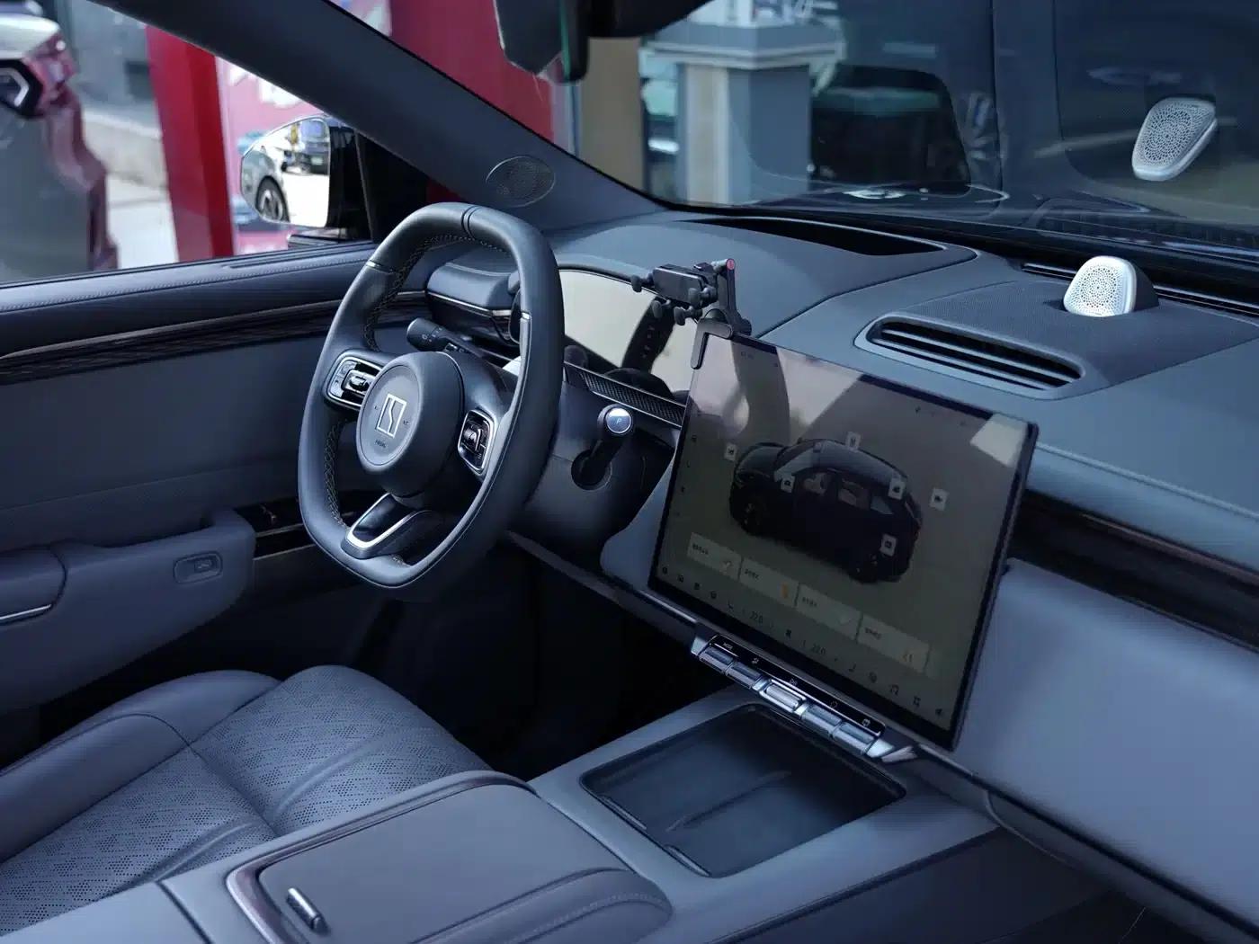 Jike 7X 2025 75kWh Rear-Wheel Drive Intelligent Driving Edition — миниатюра 12
