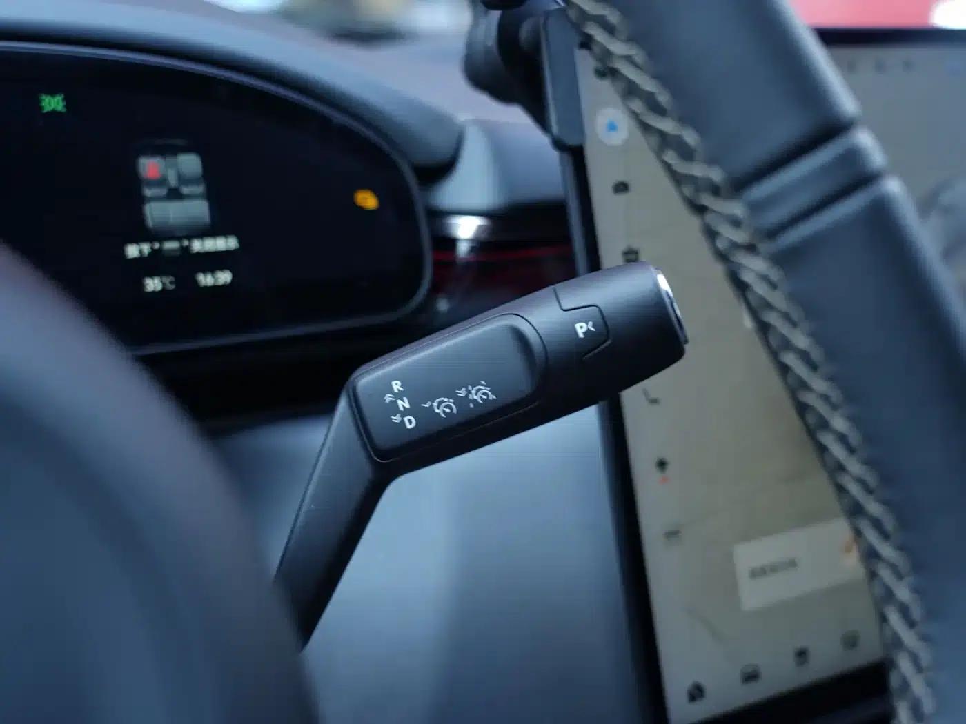 Jike 7X 2025 75kWh Rear-Wheel Drive Intelligent Driving Edition — миниатюра 15
