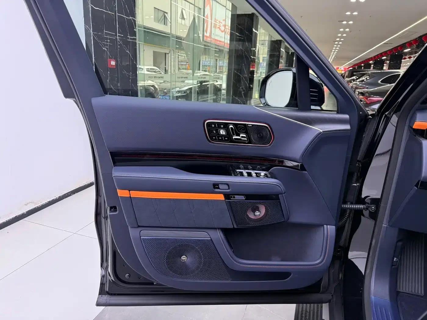 Extreme Krypton 9X 2025 Obsidian Black Edition 70kWh — миниатюра 9