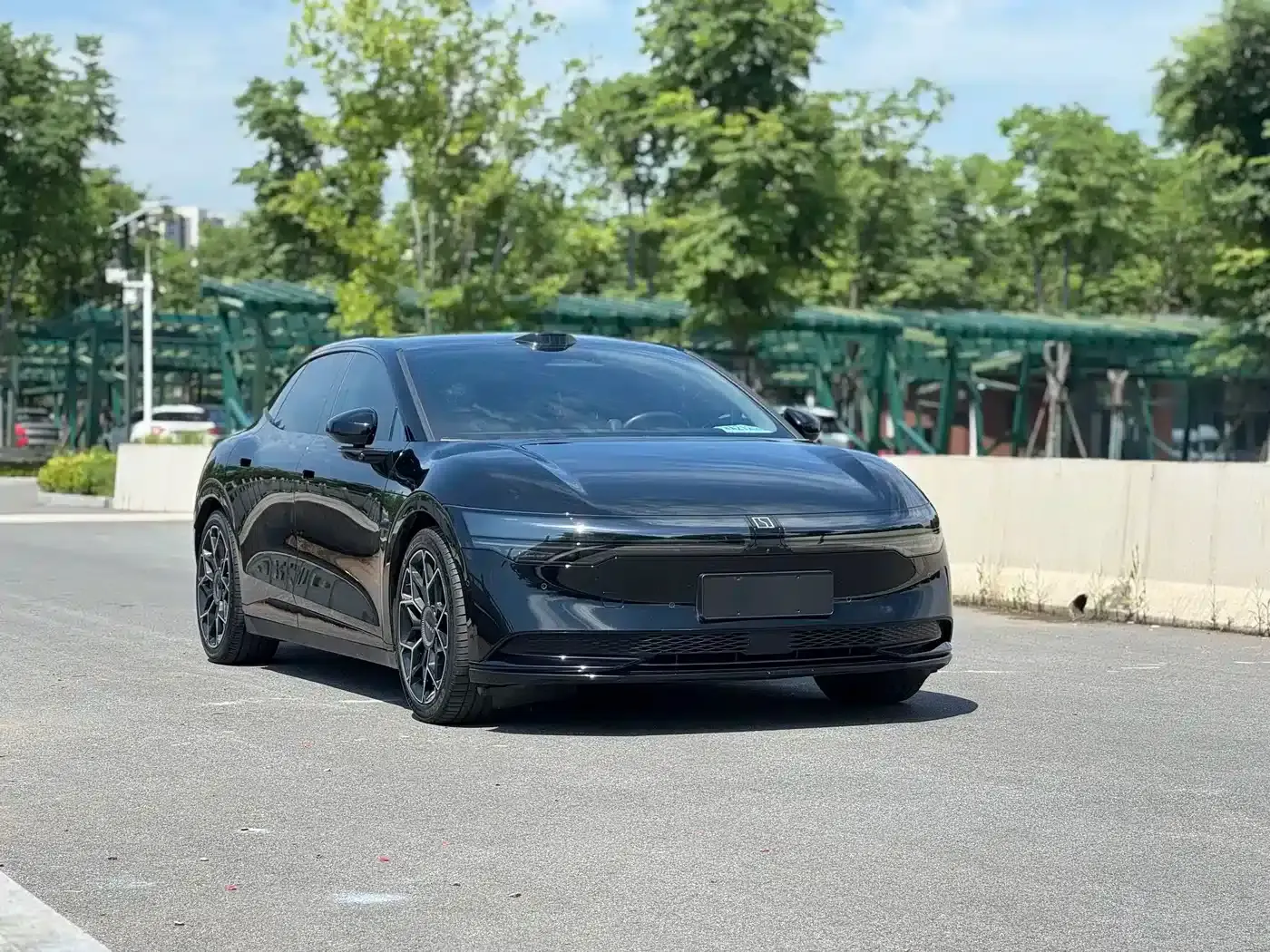 Extreme Krypton 007 2024 Rear-Wheel Drive Intelligent Driving Edition 100kWh — миниатюра 2