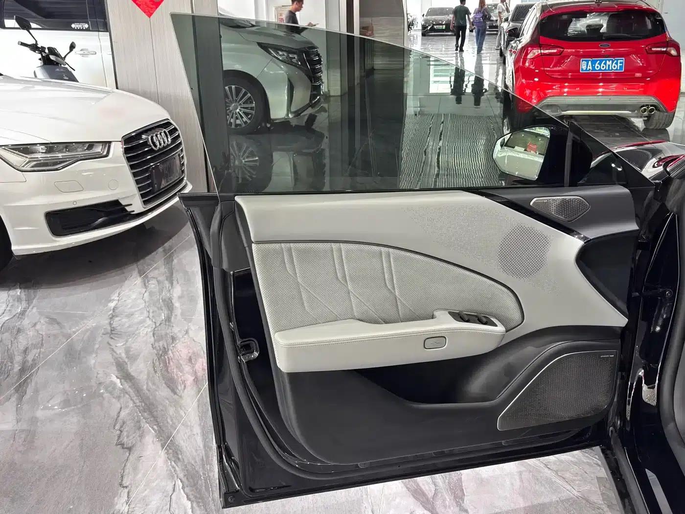 Extreme Krypton 007 2024 All-Wheel Drive Intelligent Driving Edition 100kWh — миниатюра 19