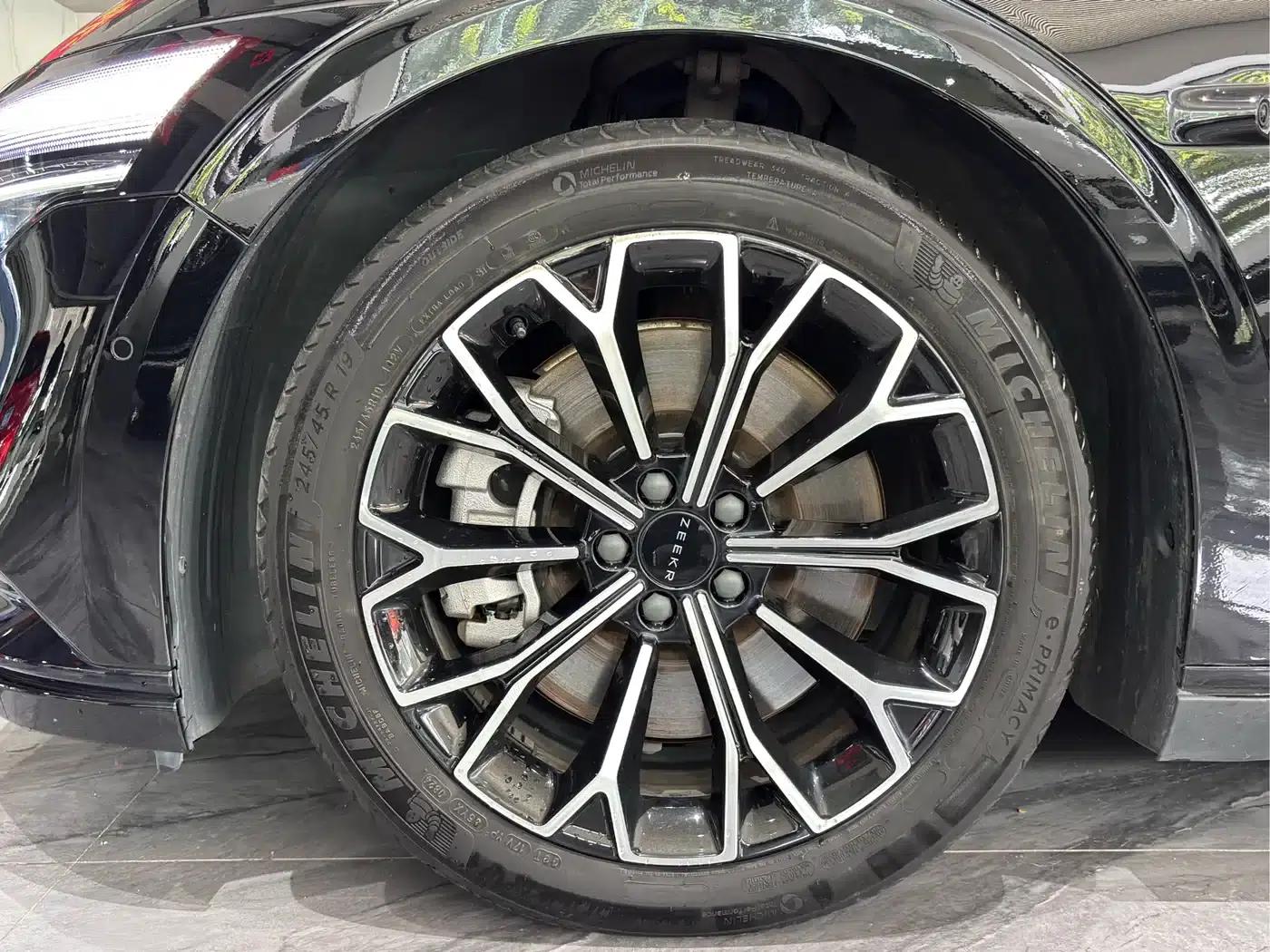 Extreme Krypton 007 2024 All-Wheel Drive Intelligent Driving Edition 100kWh — миниатюра 28