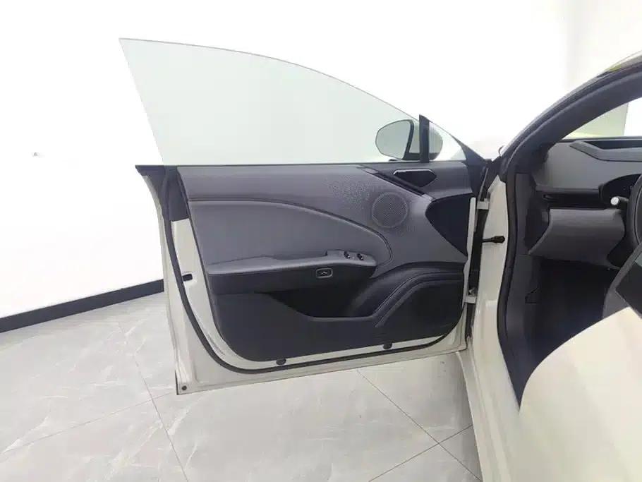 Extreme Krypton 007GT 2025 All-Wheel Drive Intelligent Driving Edition 75kWh — миниатюра 7