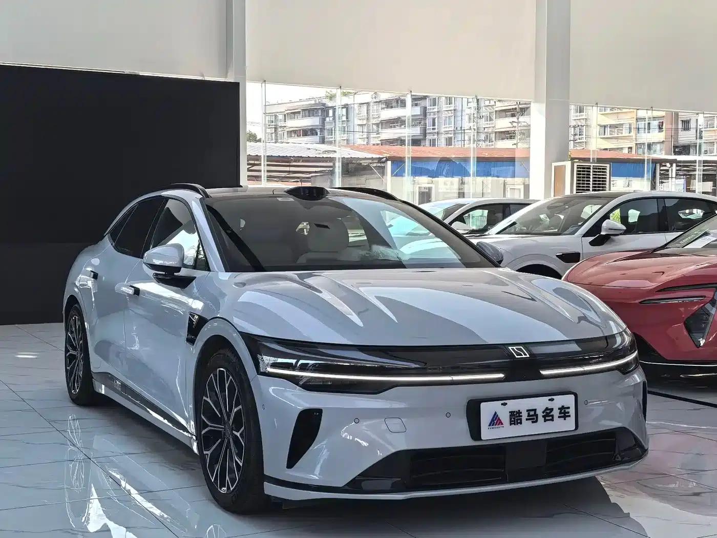 Extreme Krypton 007GT 2025 All-Wheel Drive Intelligent Driving Edition 75kWh — миниатюра 3