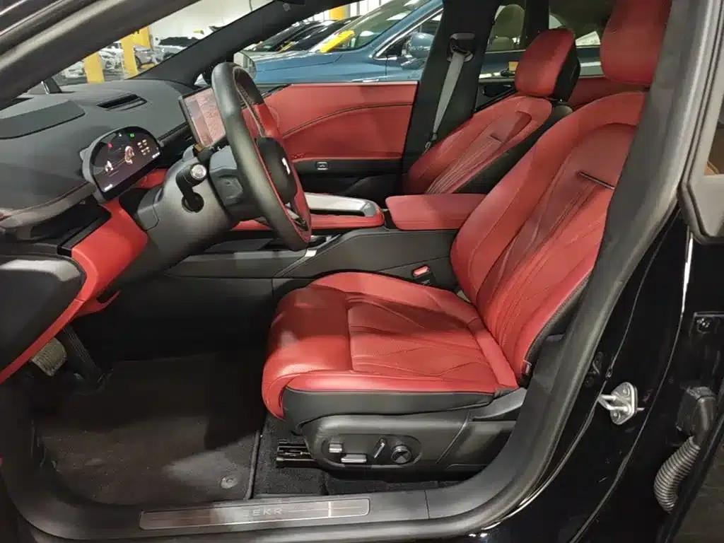 Jike 007GT 2025 Rear-Wheel Drive Intelligent Driving Edition 75kWh — миниатюра 15