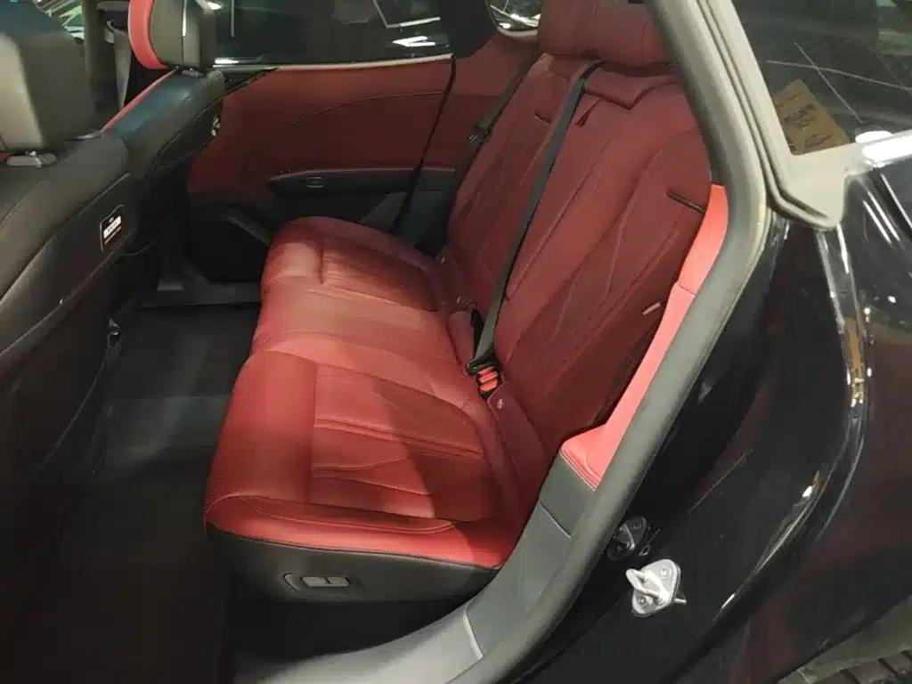 Jike 007GT 2025 Rear-Wheel Drive Intelligent Driving Edition 75kWh — миниатюра 17