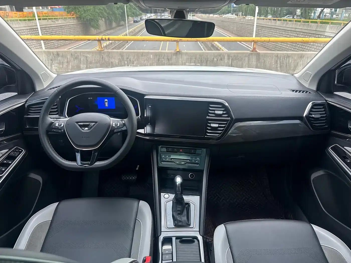 Jetta VS7 2023 280TSI Automatic Glory Edition — миниатюра 6