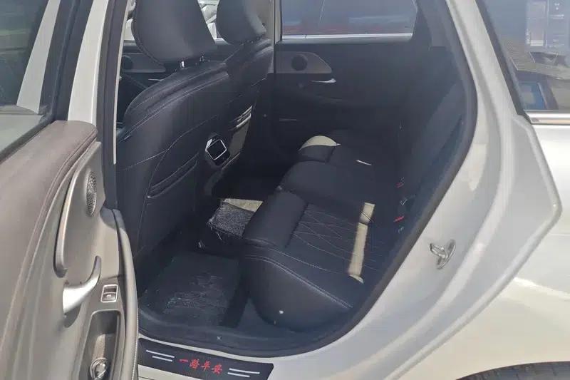 Chery Arrizo 8 2024 1.6TGDI DCT Premium Edition — миниатюра 16