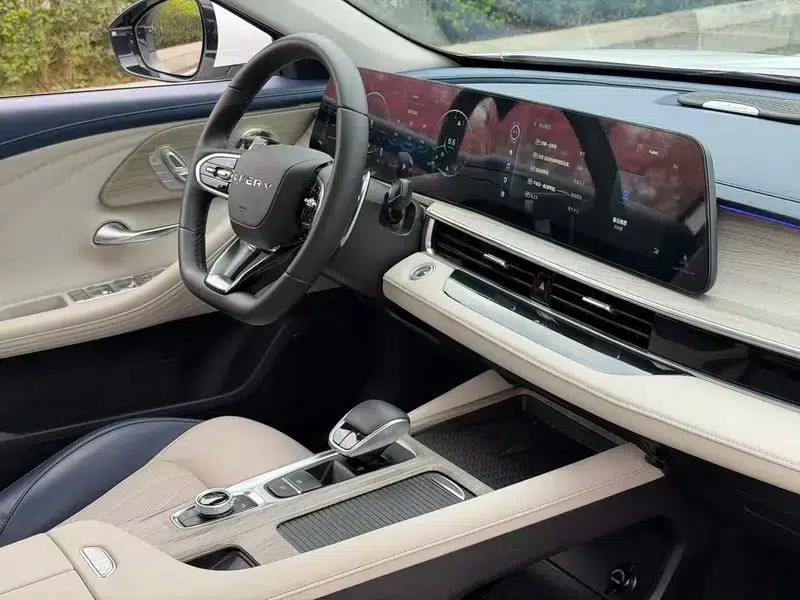 Chery Arrizo 8 2022 1.6TGDI DCT Elegance — миниатюра 15