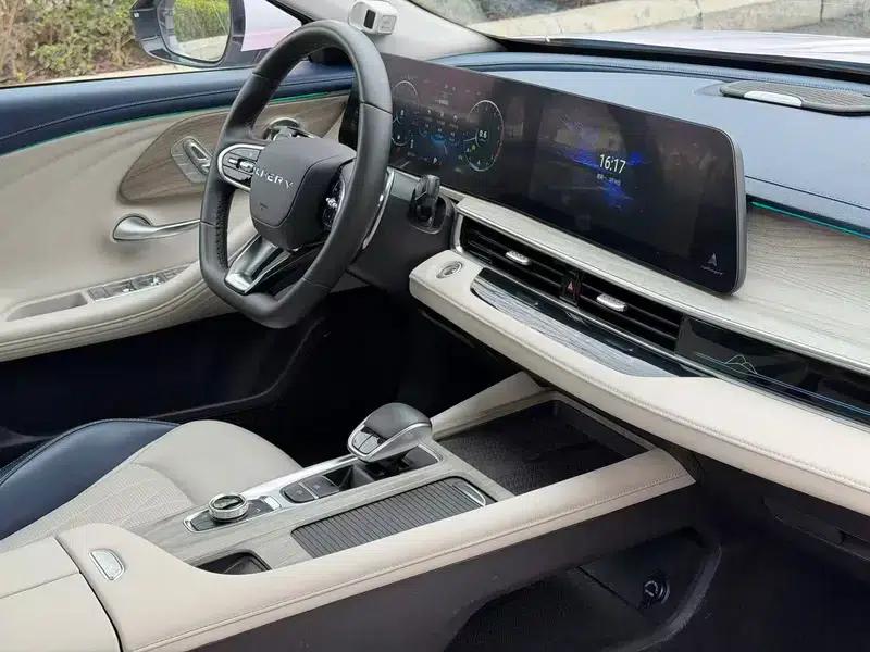 Chery Arrizo 8 2022 1.6TGDI DCT Premium — миниатюра 13