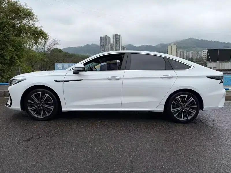 Chery Arrizo 8 2022 1.6TGDI DCT — миниатюра 4
