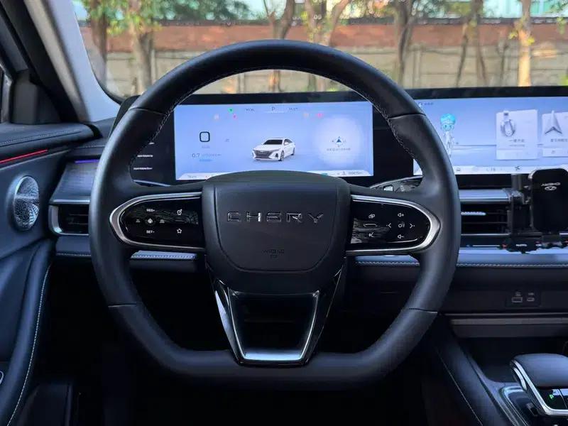 Chery Arrizo 8 2024 Model 1.6TGDI DCT Smart — миниатюра 13