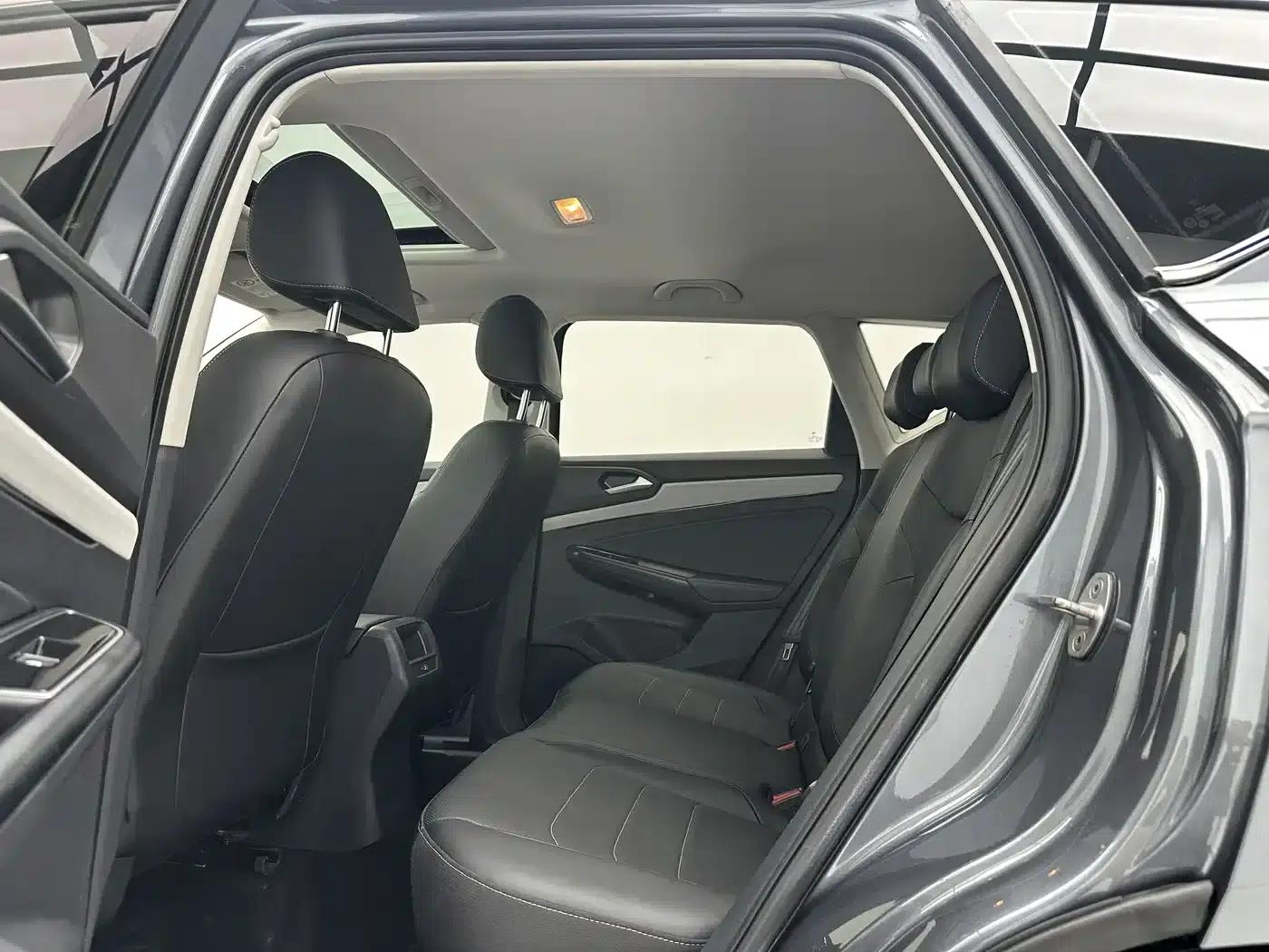 Jetta VS5 2022 280TSI Automatic Enjoyment Edition — миниатюра 6