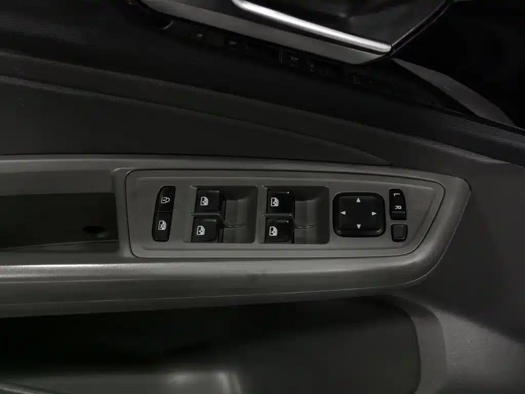 Jetta VS5 2019 280TSI Automatic Entry-Level Model — миниатюра 9