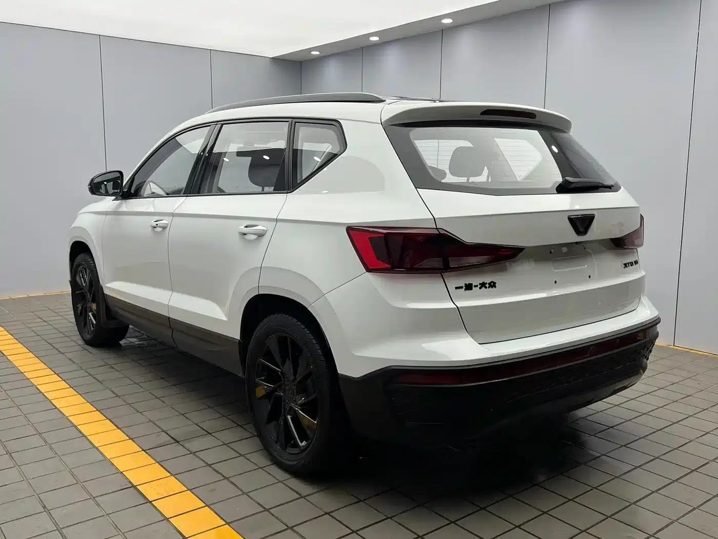 Jetta VS5 2022 280TSI Automatic High Gloss Enjoyment Edition — миниатюра 4