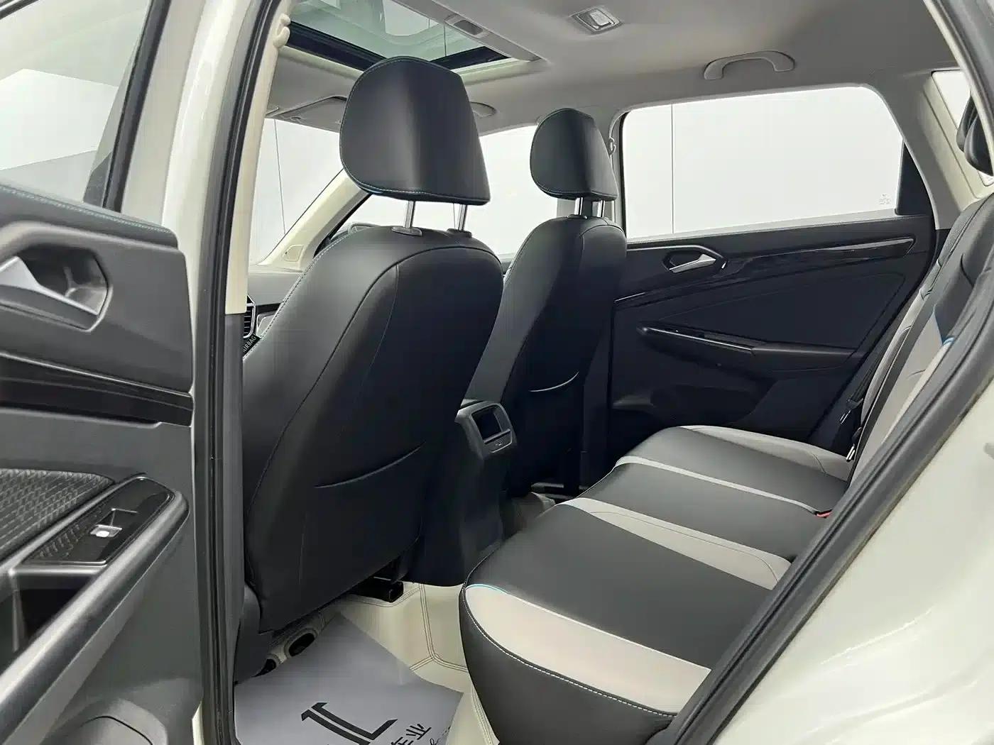 Jetta VS5 2022 280TSI Automatic High Gloss Enjoyment Edition — миниатюра 8