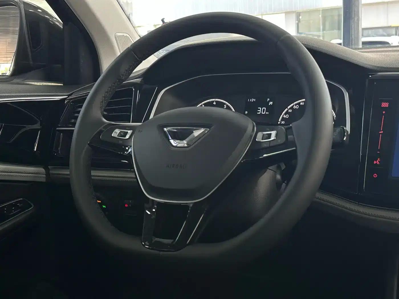Jetta VS5 2023 280TSI Automatic Enjoyment Edition — миниатюра 11