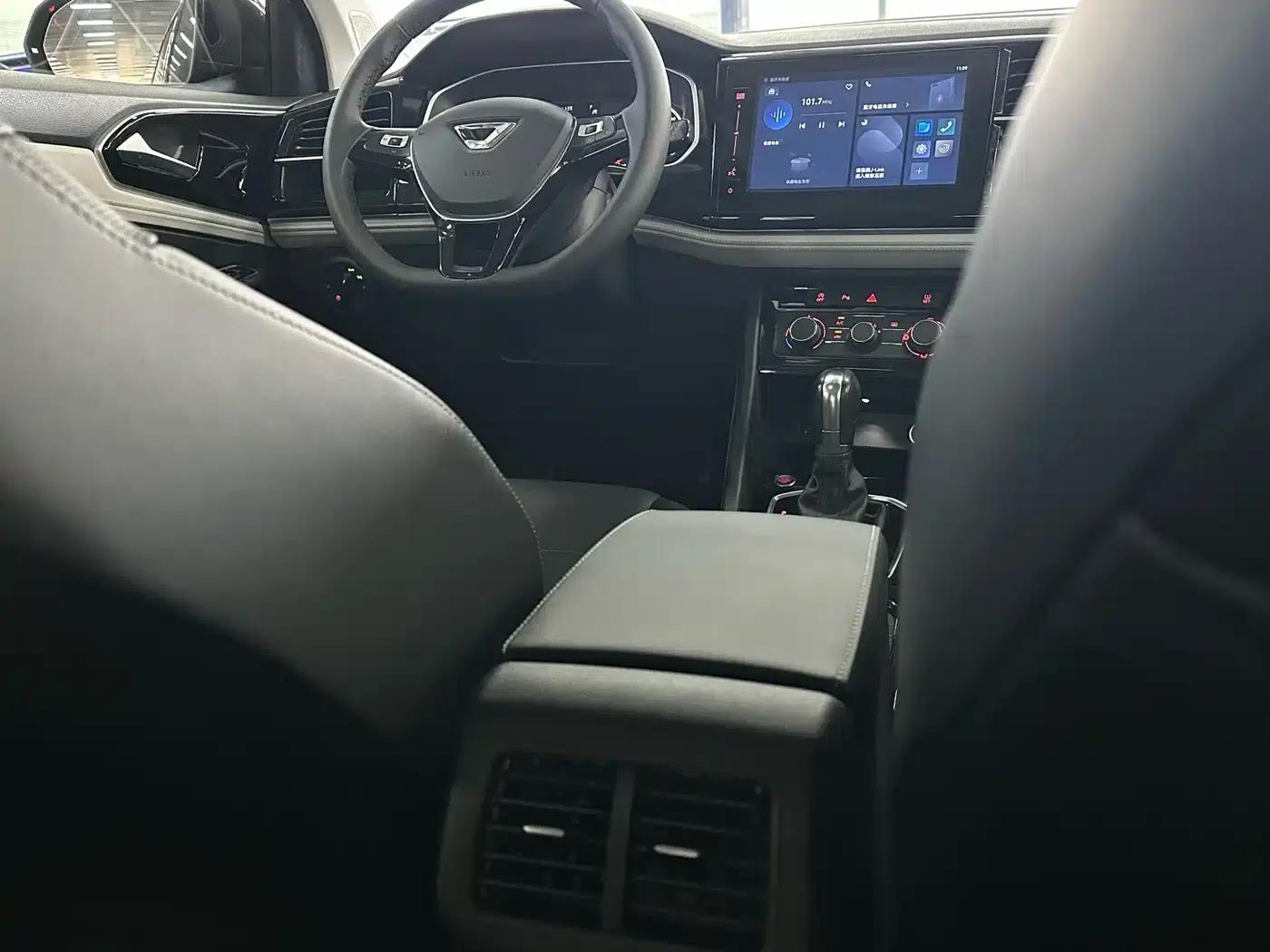 Jetta VS5 2023 280TSI Automatic Enjoyment Edition — миниатюра 15
