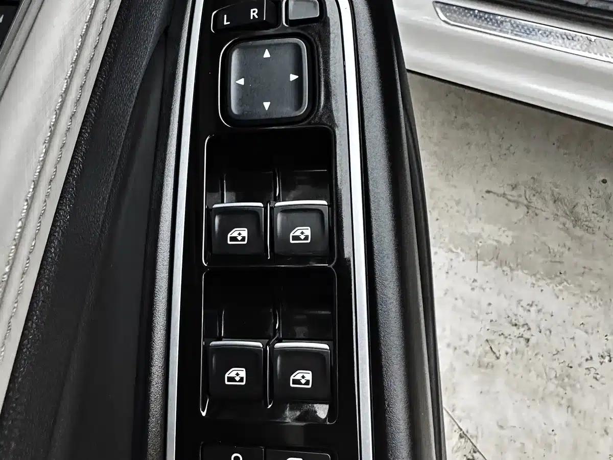 Jetta VS5 2023 280TSI Automatic Enjoyment Edition — миниатюра 12