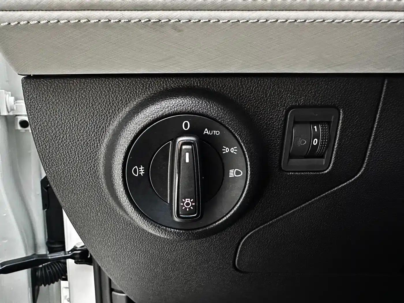 Jetta VS5 2023 280TSI Automatic Enjoyment Edition — миниатюра 18