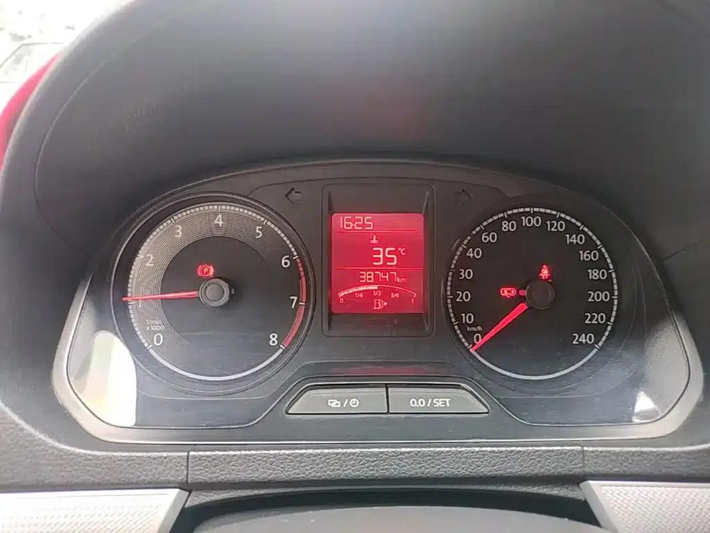 Jetta VA3 2019 1.5L Manual Enjoy Edition — миниатюра 12