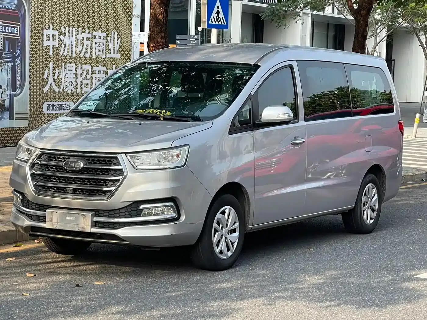 Refine M4 2019 Business Travel Series 2.0L Manual Comfort Model (National V Emission Standard) — миниатюра 1