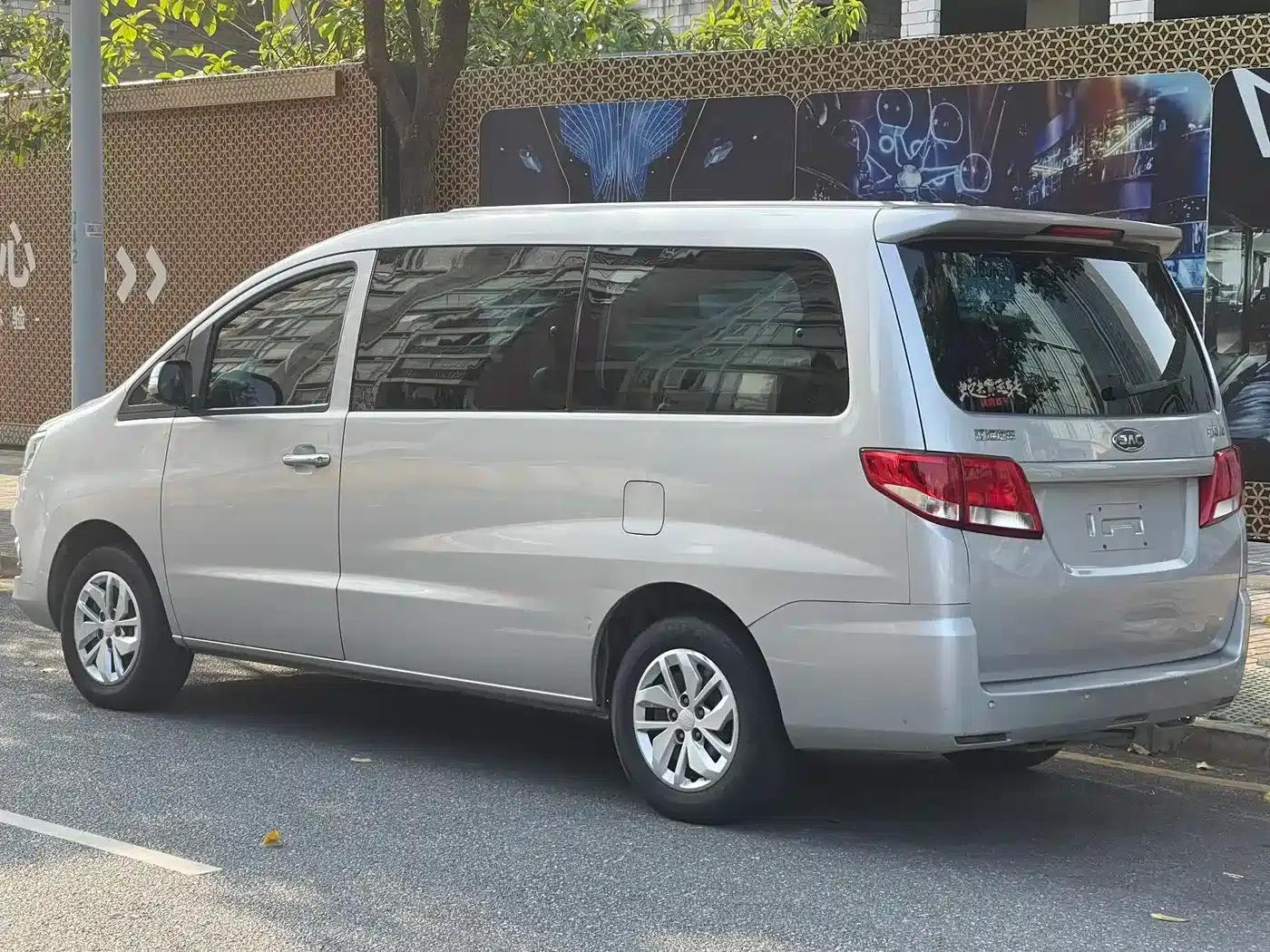 Refine M4 2019 Business Travel Series 2.0L Manual Comfort Model (National V Emission Standard) — миниатюра 12
