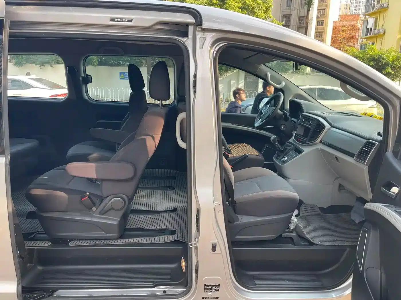 Refine M4 2019 Business Travel Series 2.0L Manual Comfort Model (National V Emission Standard) — миниатюра 8