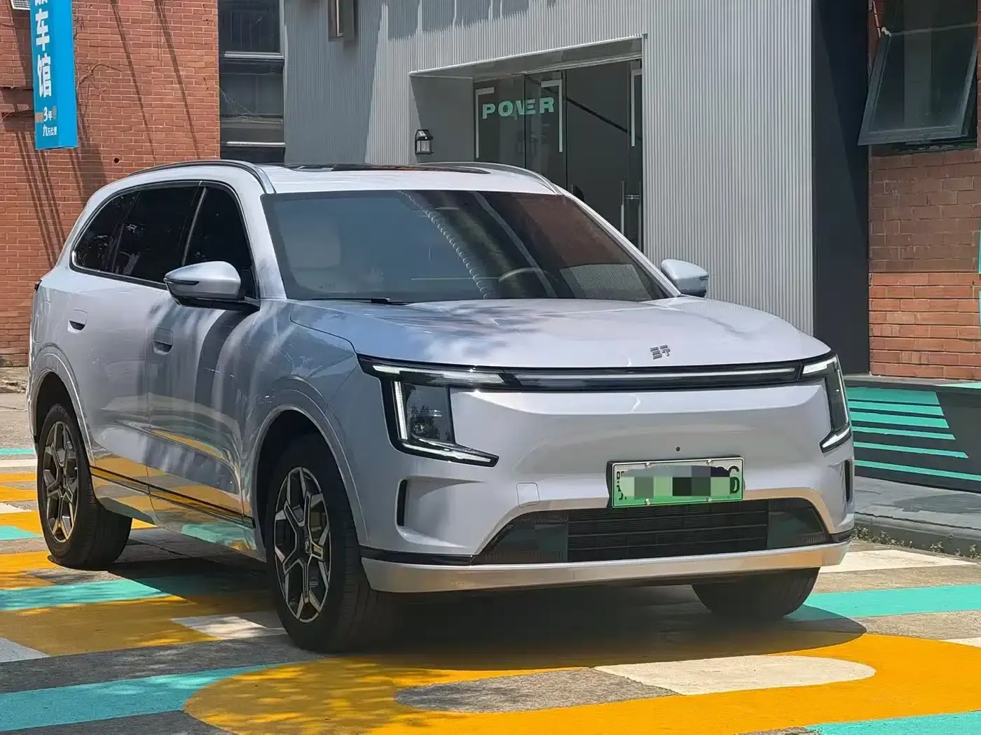 Jetour Mountain & Sea L7 PLUS 2026 Model 121km Comfort Edition 5-Seater — миниатюра 3
