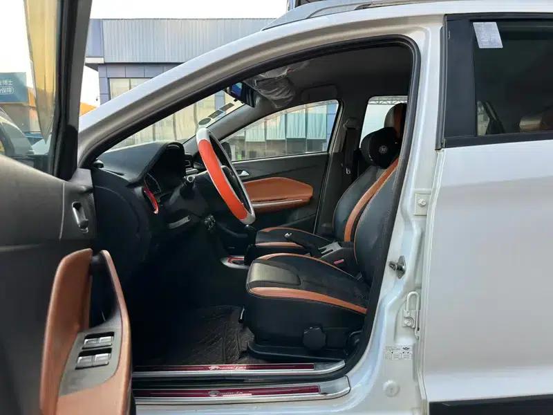 Chery Tiggo 3x 2017 1.5L Manual Fashion Edition — миниатюра 12