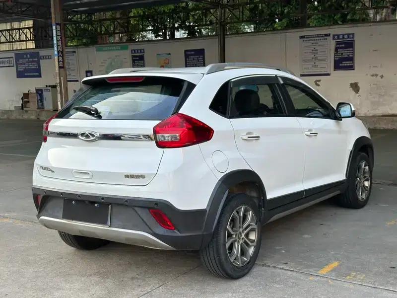 Chery Tiggo 3x 2017 1.5L Manual Fashion Edition — миниатюра 7