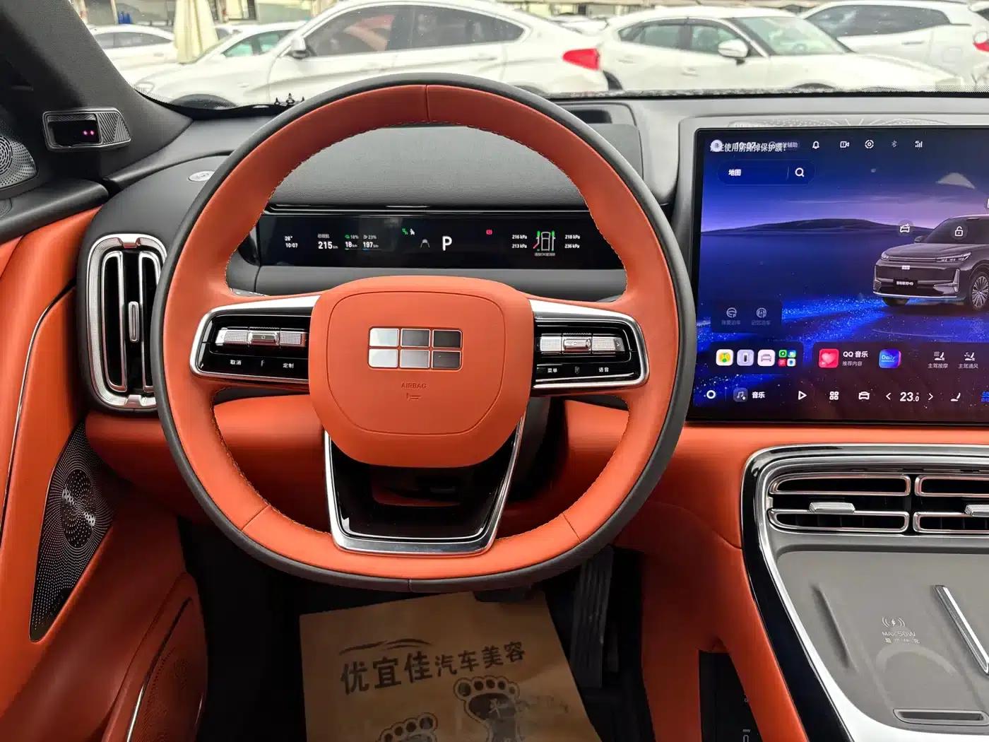 Galaxy M9 2025 210km/h AWD Navigator Edition — миниатюра 6