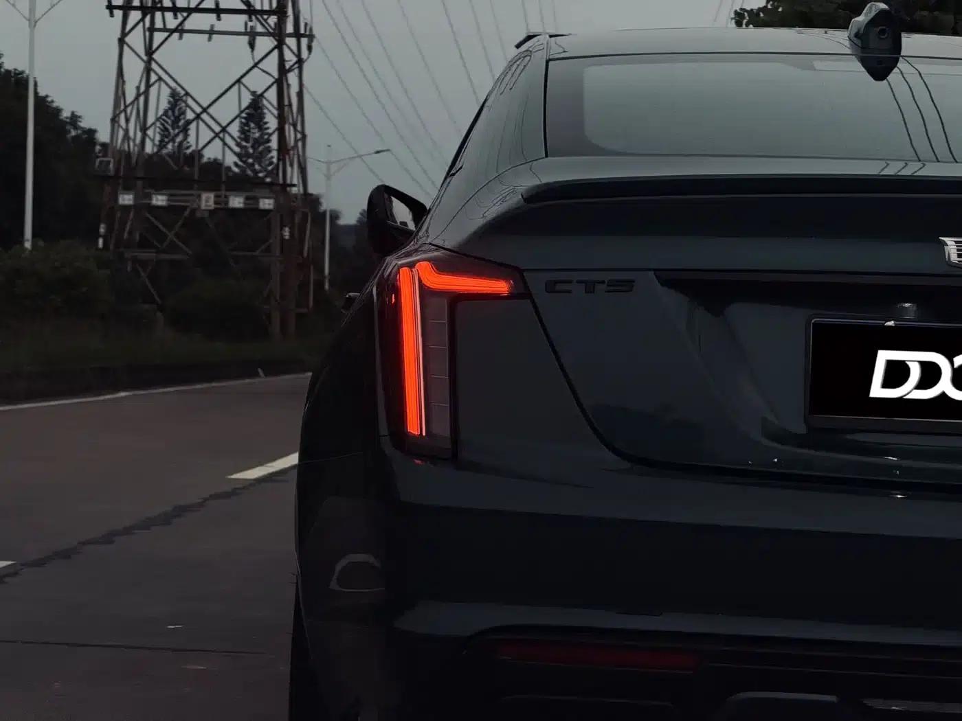 2025 Cadillac CT5 28T Track Performance Edition + Ultimate Track Package — миниатюра 8