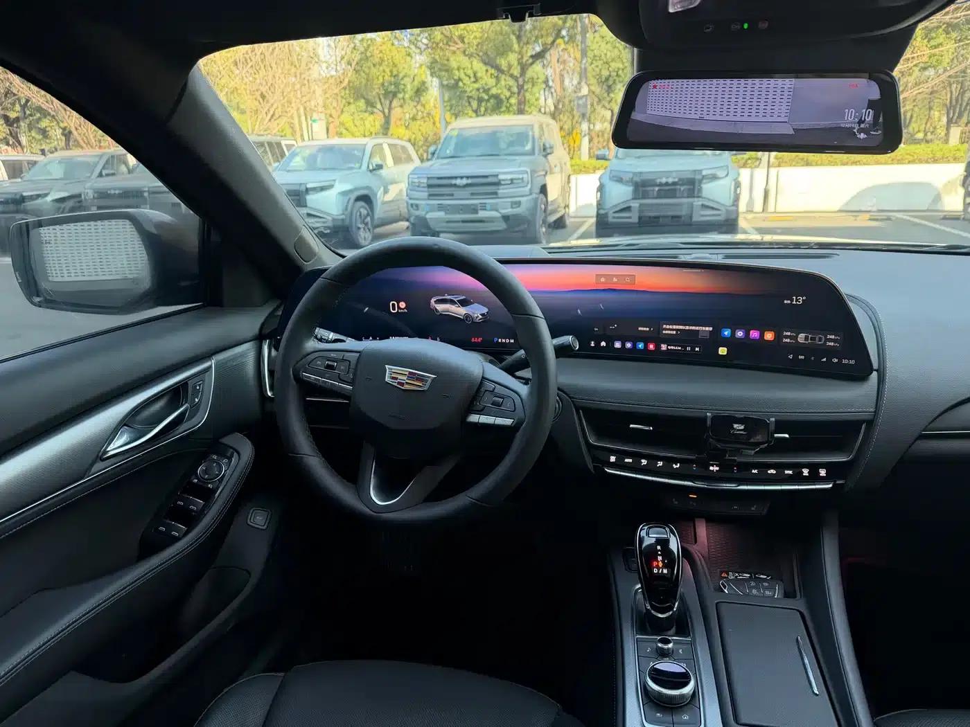 2024 Cadillac CT5 28T Luxury Pro — миниатюра 8