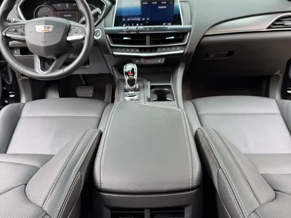 2021 Cadillac CT5 Facelift 28T Luxury — миниатюра 29