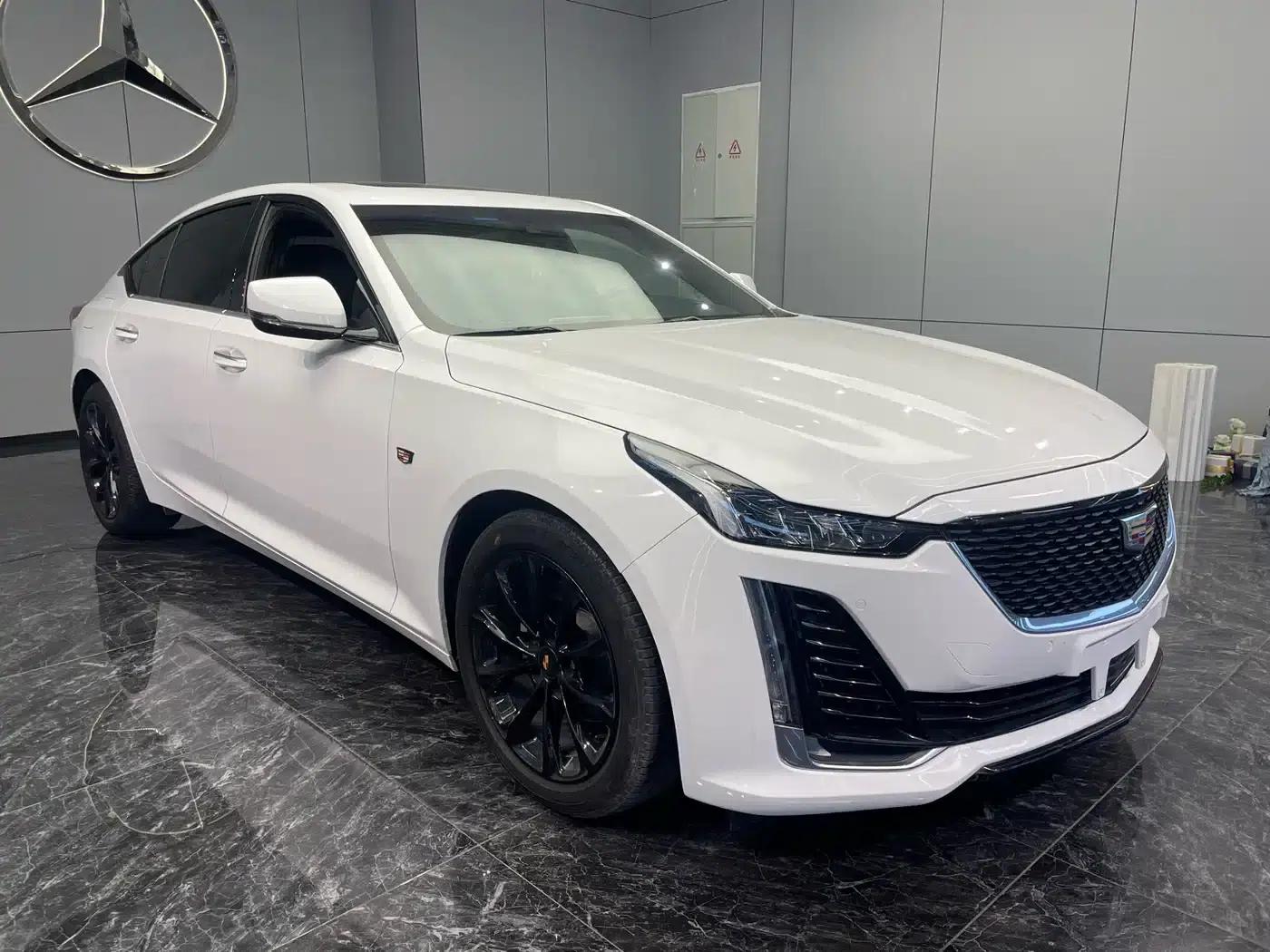 2021 Cadillac CT5 28T Luxury — миниатюра 3