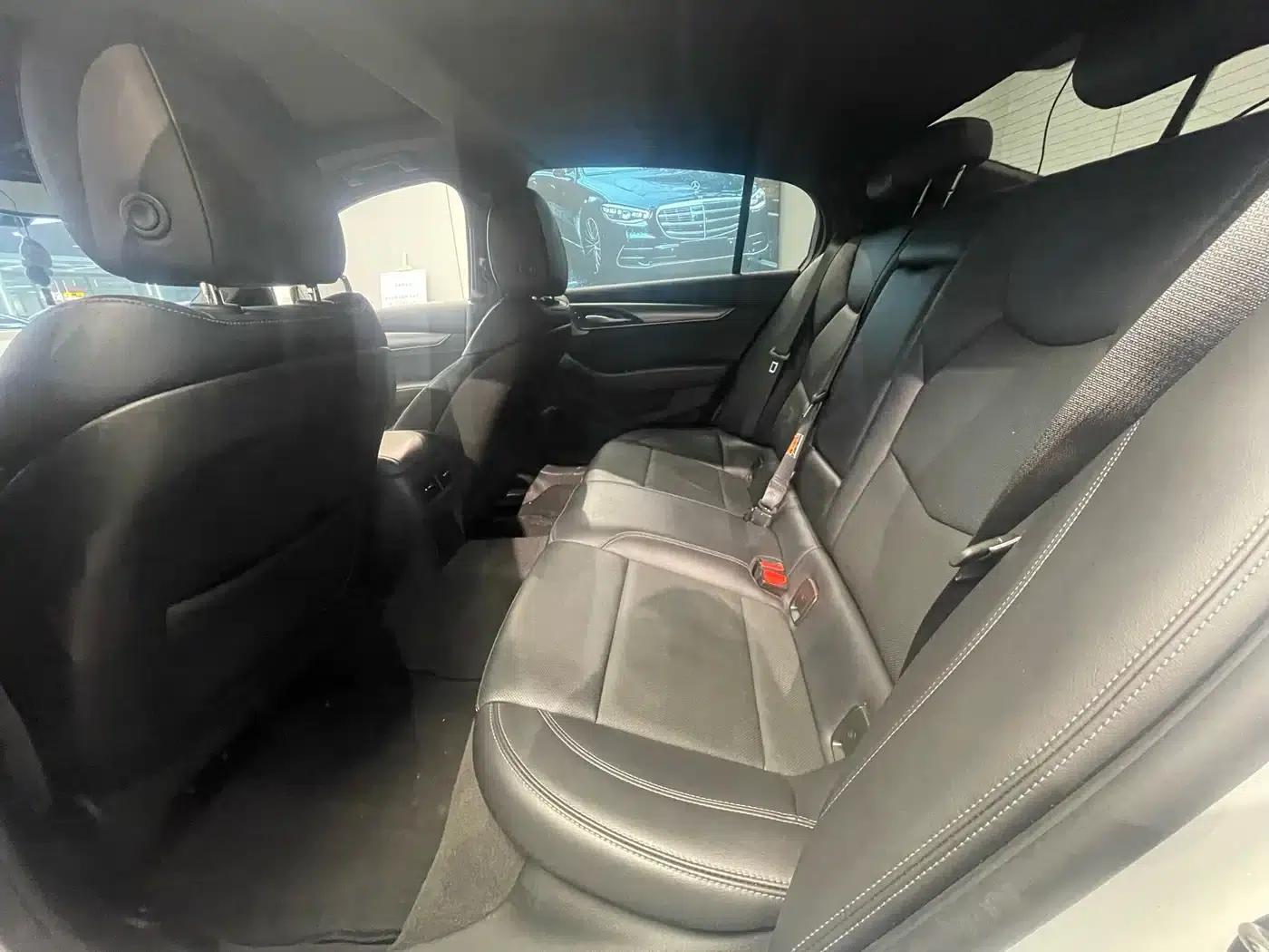 2021 Cadillac CT5 28T Luxury — миниатюра 5