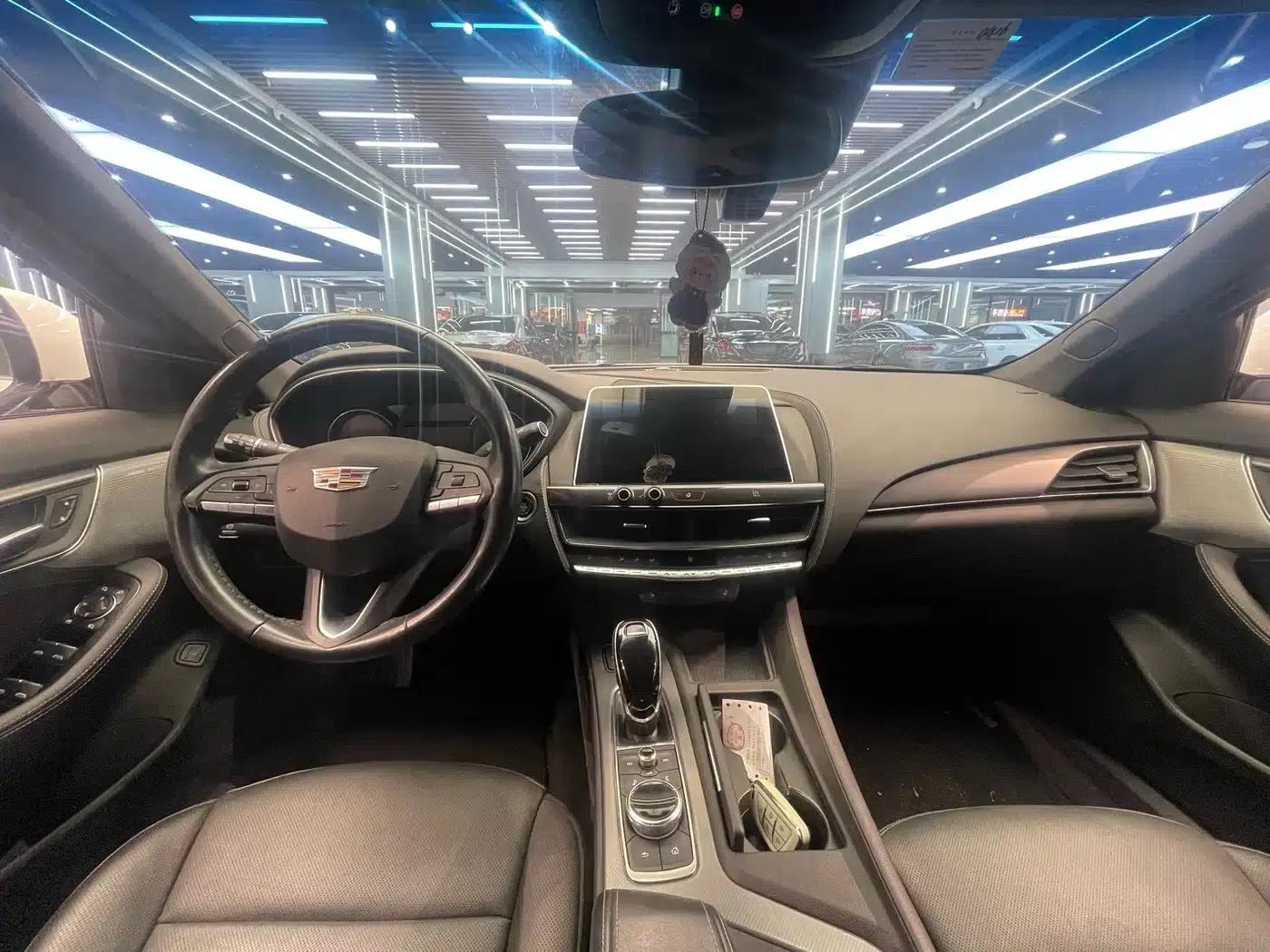 2021 Cadillac CT5 28T Luxury — миниатюра 6