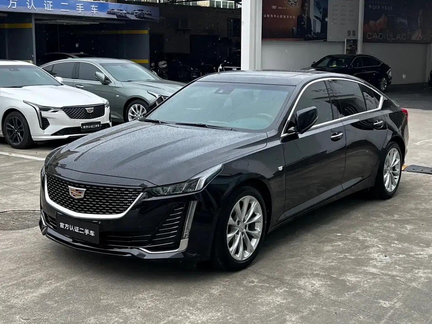 2022 Cadillac CT5 28T Luxury — миниатюра 1