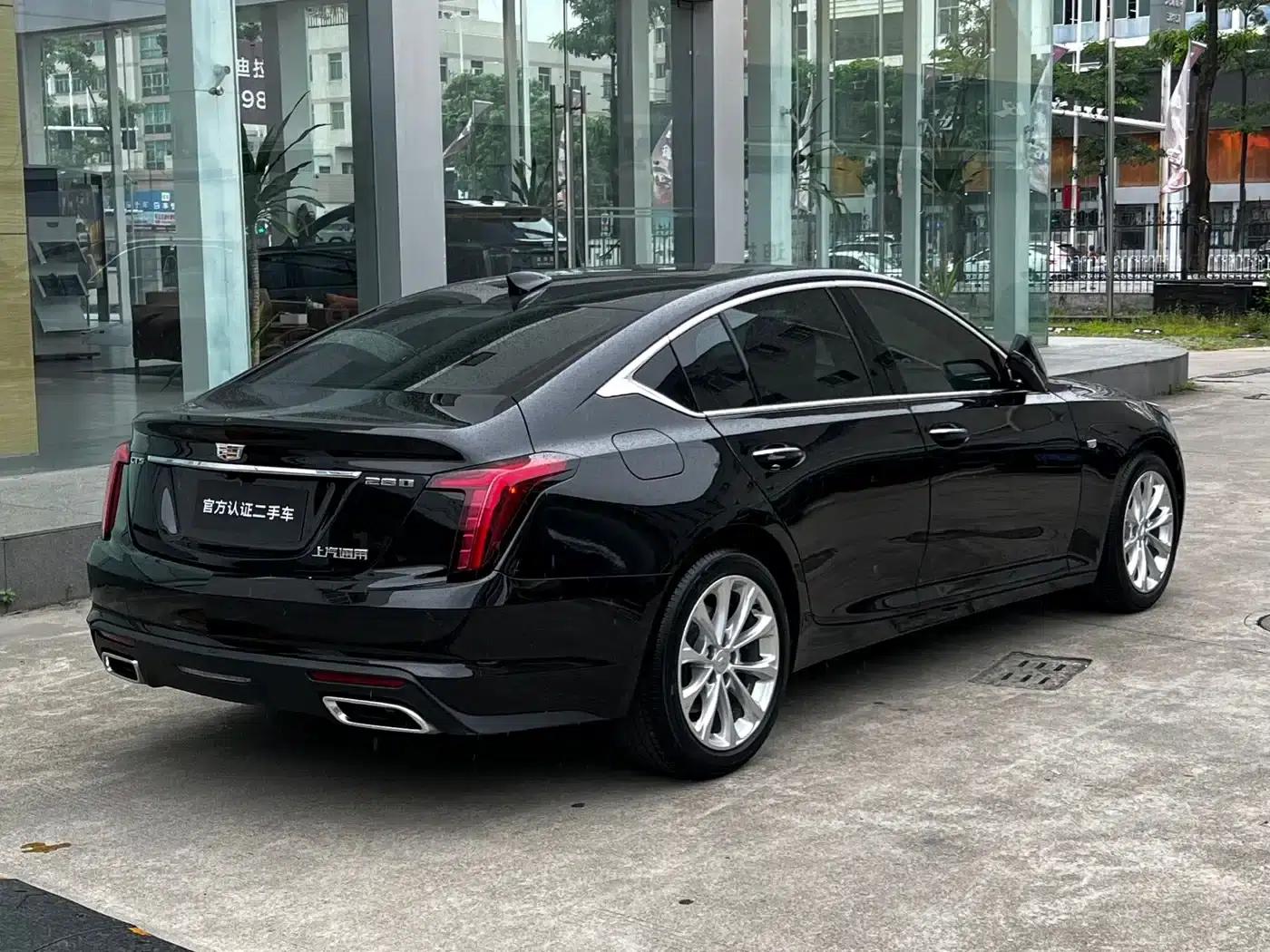 2022 Cadillac CT5 28T Luxury — миниатюра 4