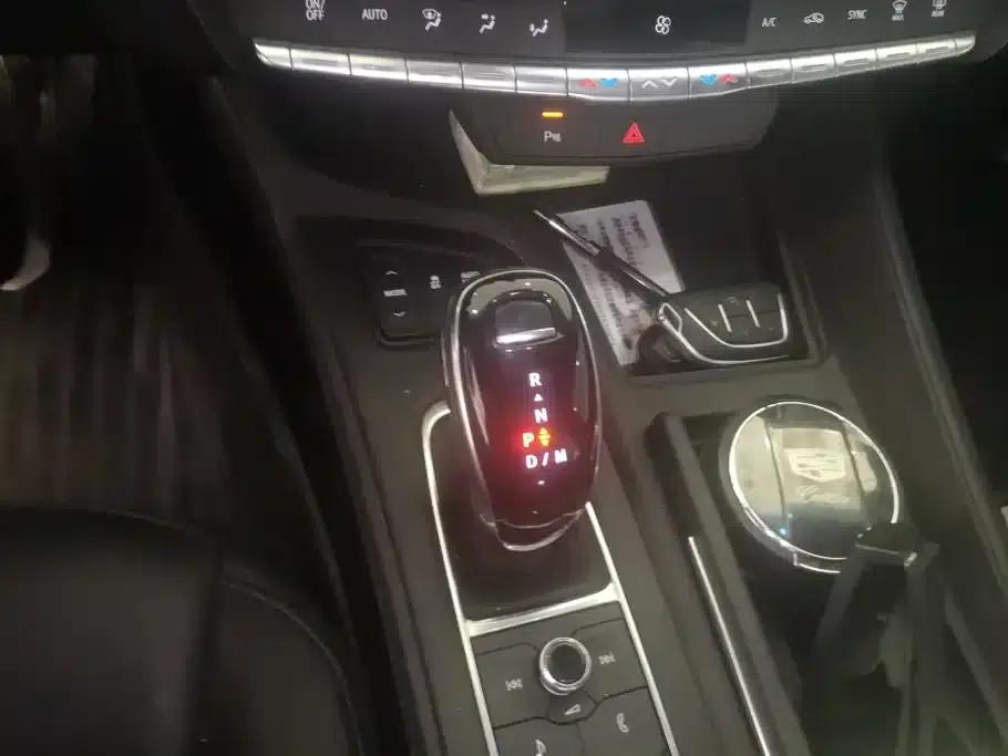 Cadillac CT5 2020 Facelift 28T Fashion Model — миниатюра 16