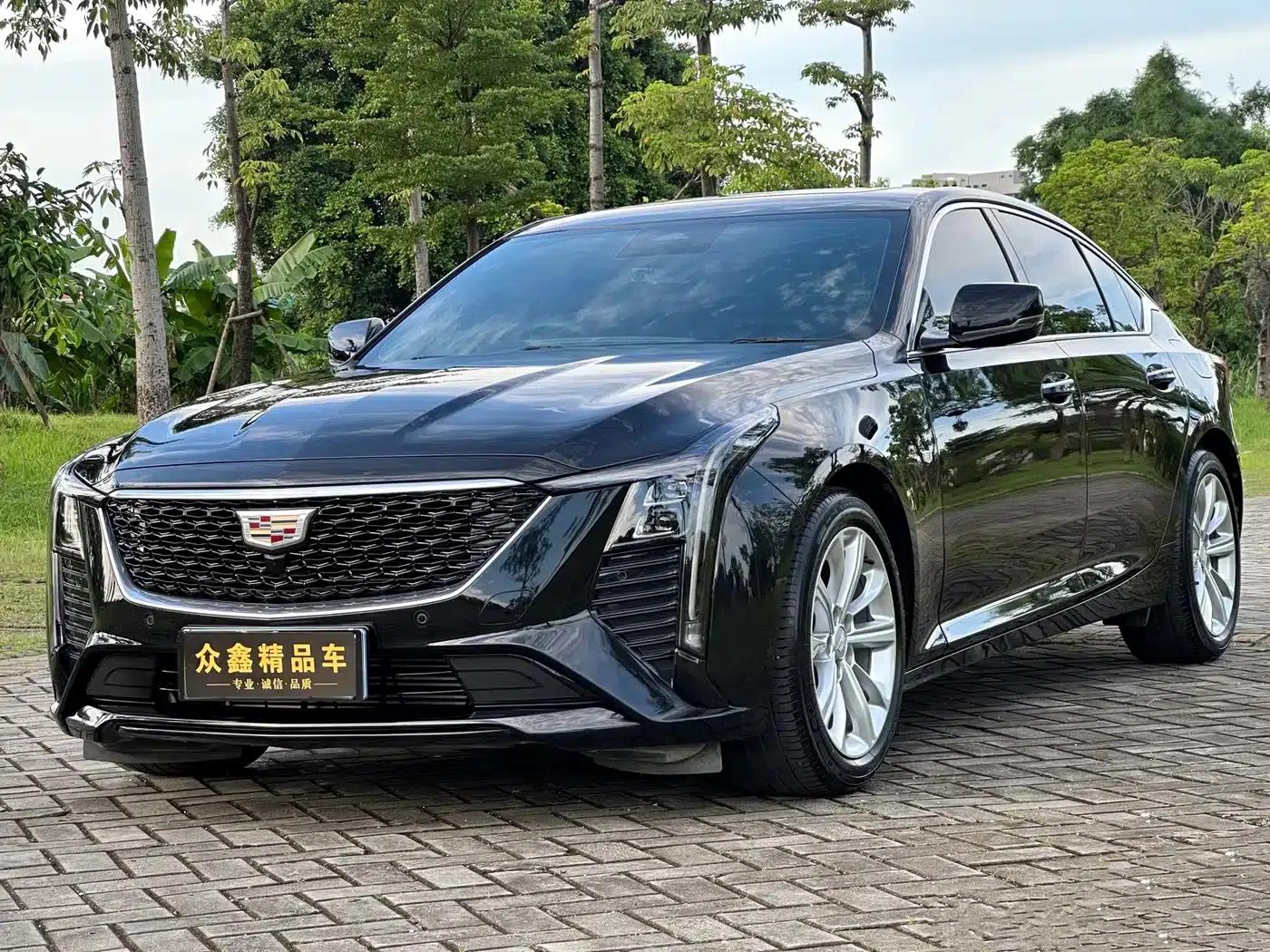 2024 Cadillac CT5 28T Luxury Pro — миниатюра 1