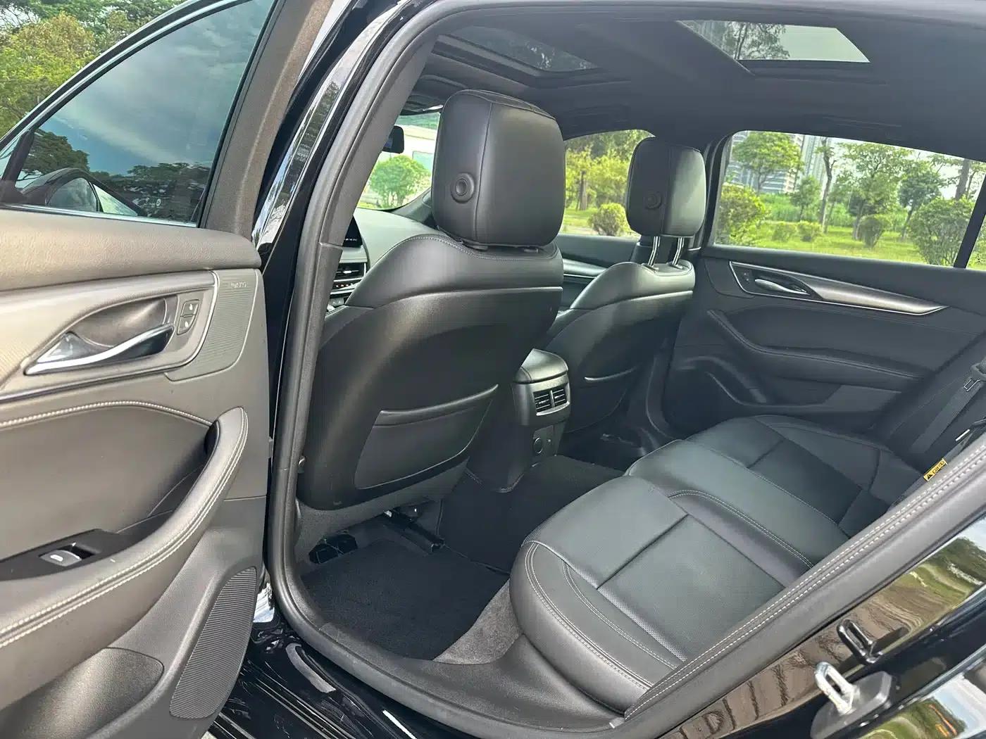 2024 Cadillac CT5 28T Luxury Pro — миниатюра 12