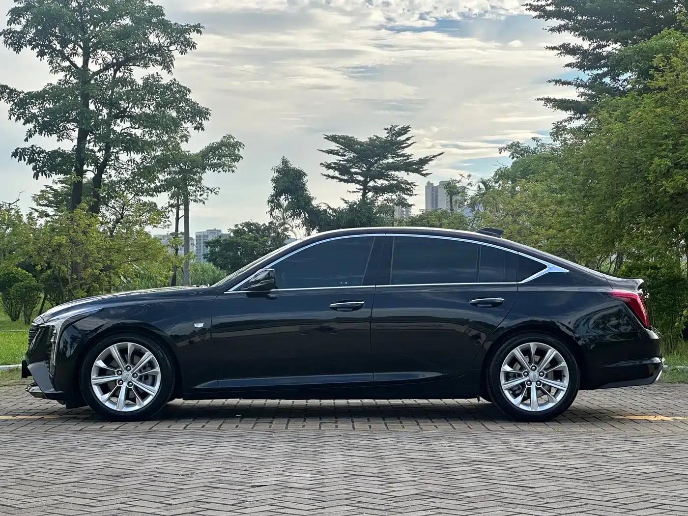 2024 Cadillac CT5 28T Luxury Pro — миниатюра 16