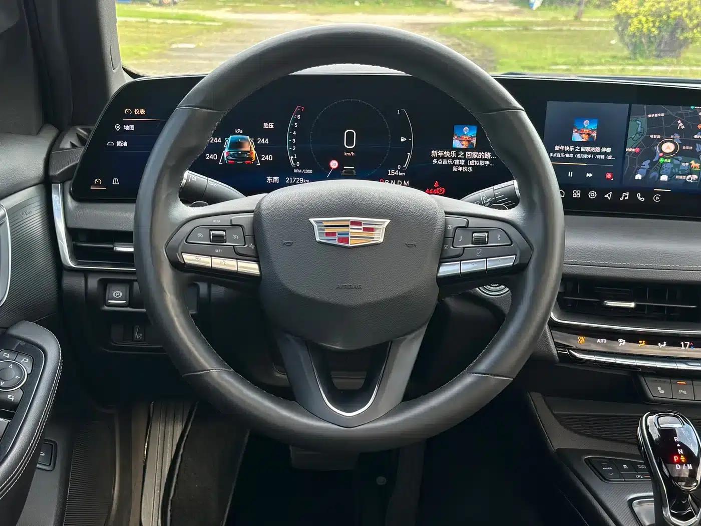 2024 Cadillac CT5 28T Luxury Pro — миниатюра 5