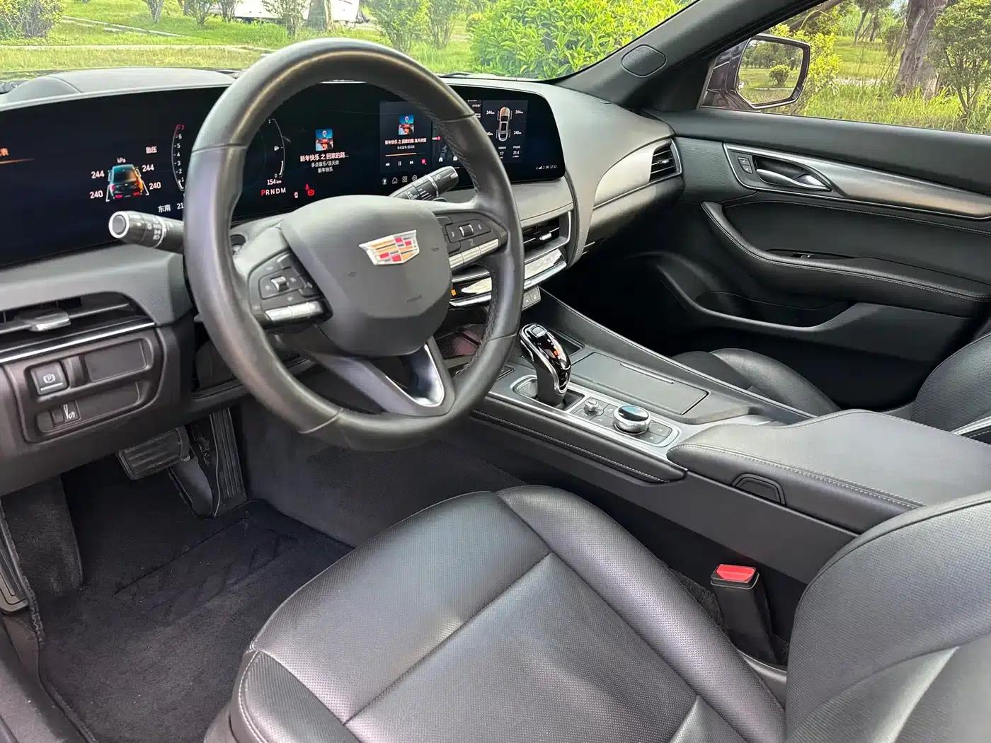 2024 Cadillac CT5 28T Luxury Pro — миниатюра 8