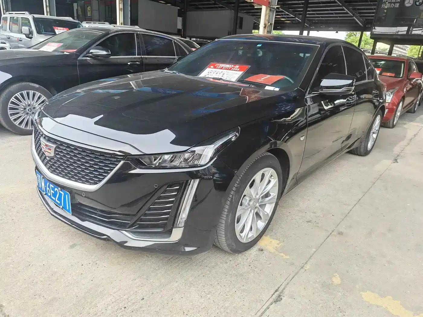 2022 Cadillac CT5 28T Luxury — миниатюра 1
