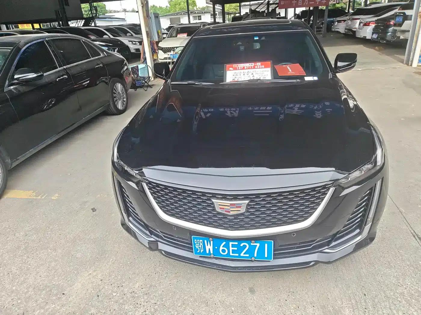 2022 Cadillac CT5 28T Luxury — миниатюра 2